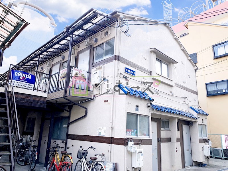 バルハイツ 外観