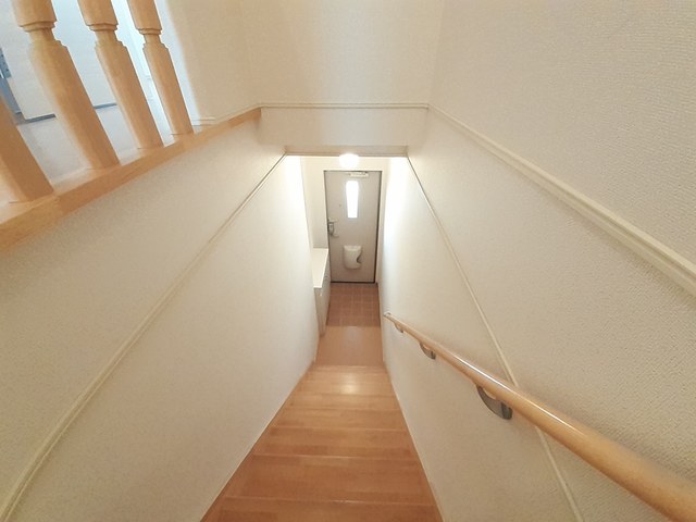 ヴィオラＫ 玄関