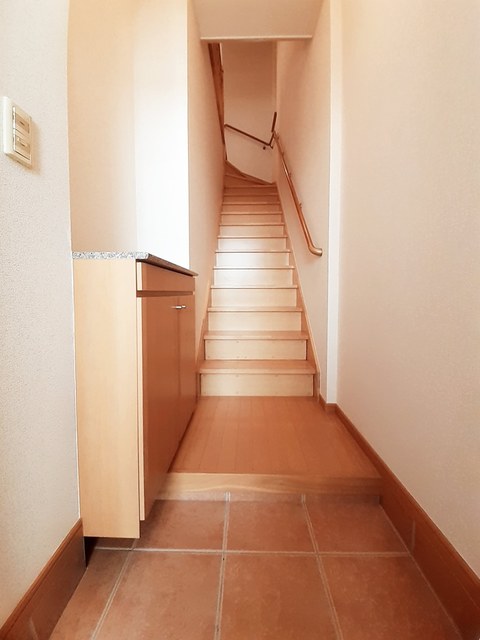 パステル 玄関