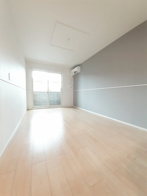 マーマネ リビング