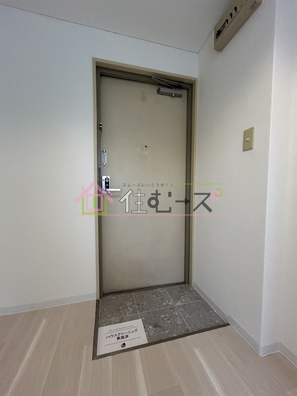 SKハイツ照ケ丘 玄関