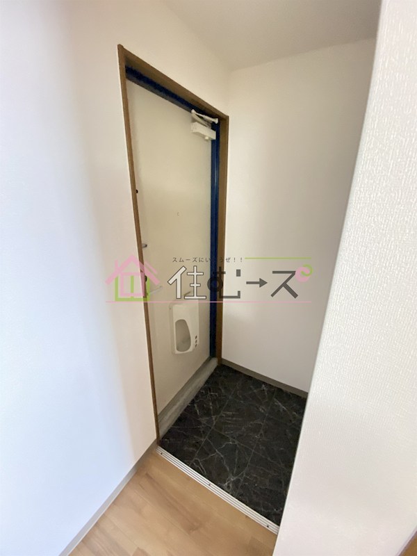 プレミアム新福島 玄関