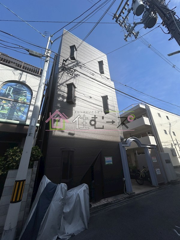 プラザイーグル 外観