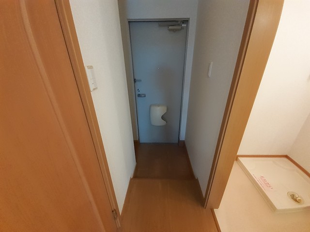 グラン・エスポワール星田 玄関