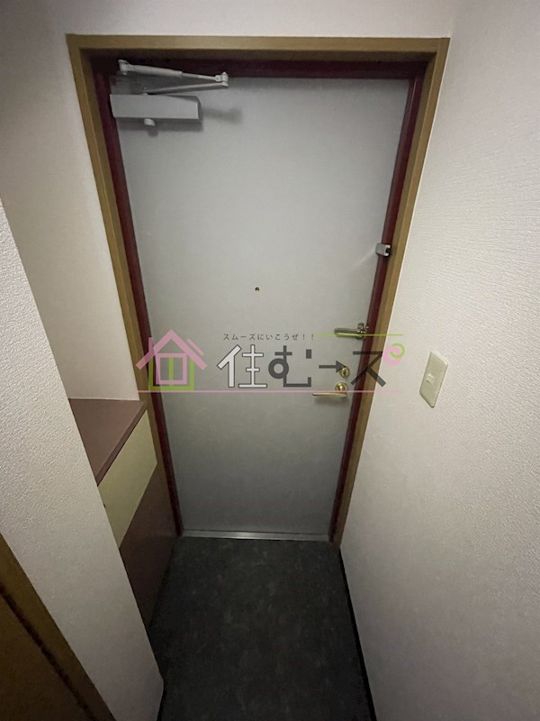 プレミアム新町Ⅲ 玄関