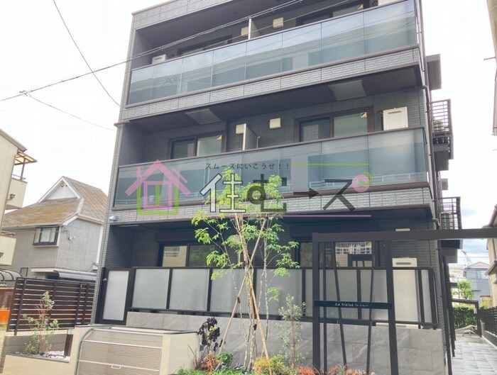 ラ　フレーズ 外観