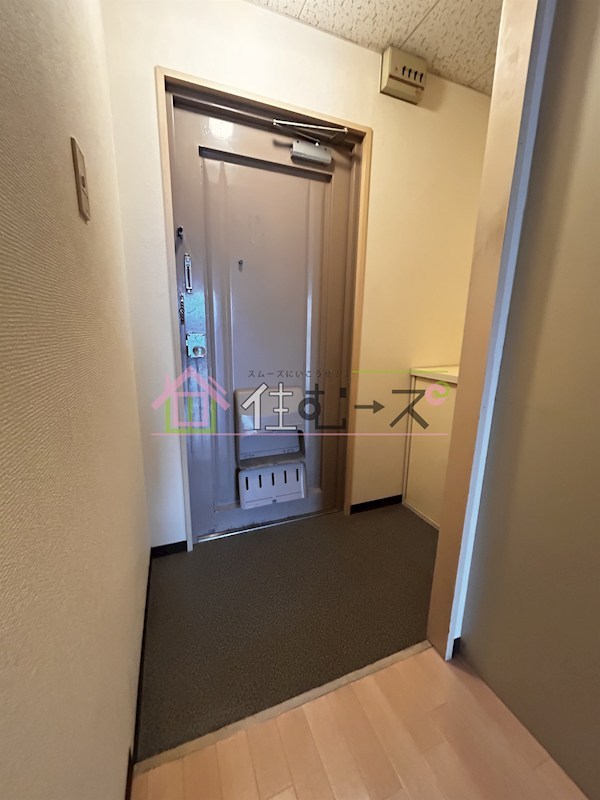 マンション常磐 玄関