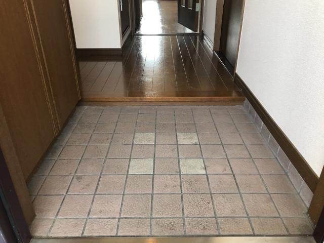 ビエンフェオークラ 玄関