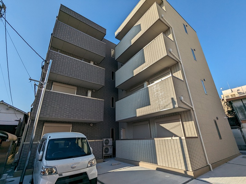 TRICERA Court 外観