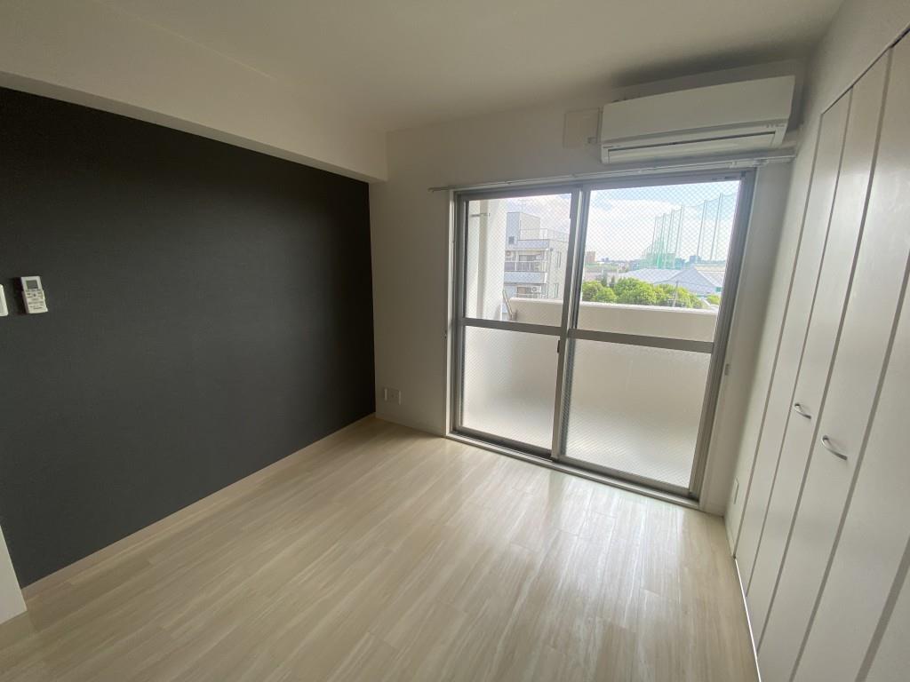 LaCASA江坂 ベッドルーム