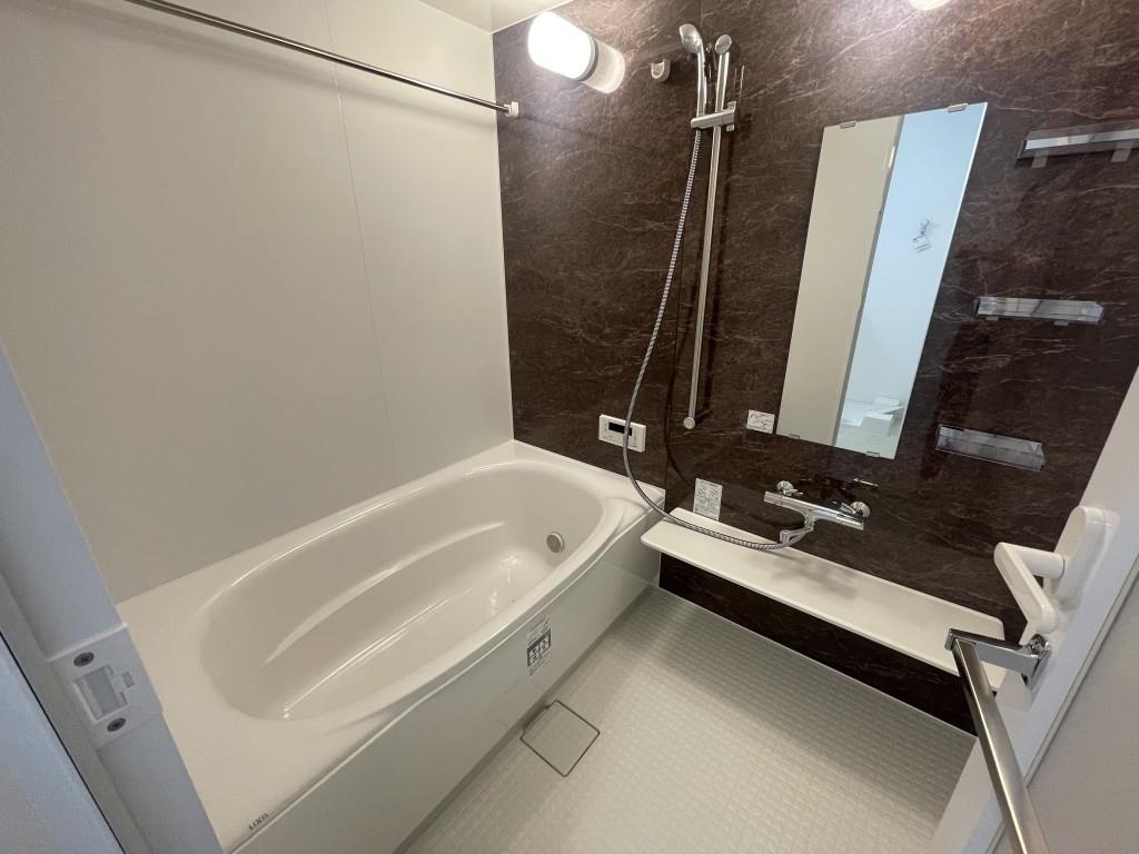 メゾンドボヌール弁天町 風呂画像