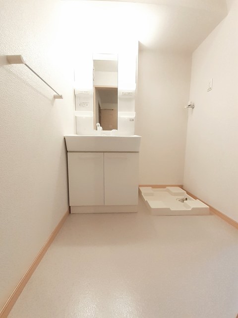シェ　モア　Ⅰ その他1