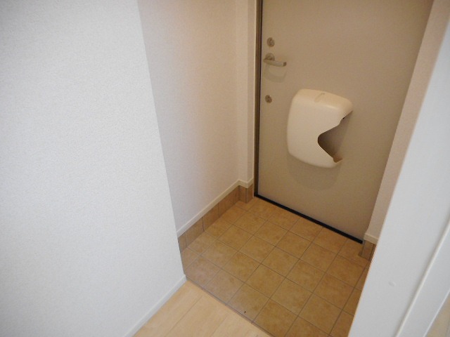 フォンデ 玄関