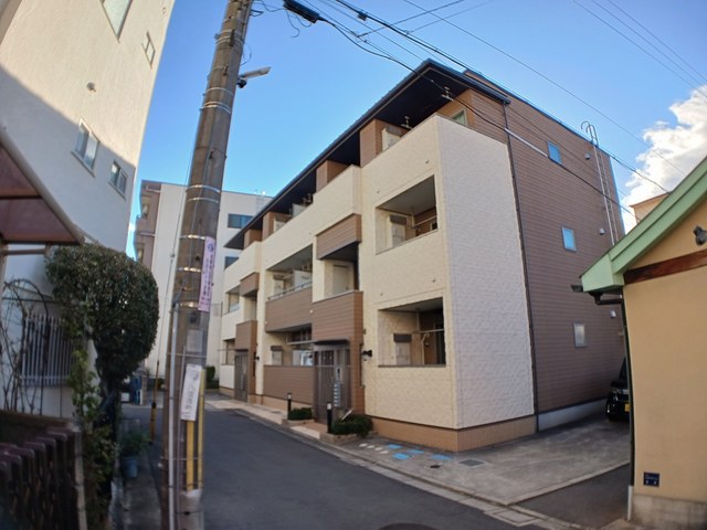 グラン・カーズ 外観