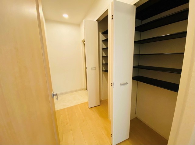 リバージュ　アネックス 玄関