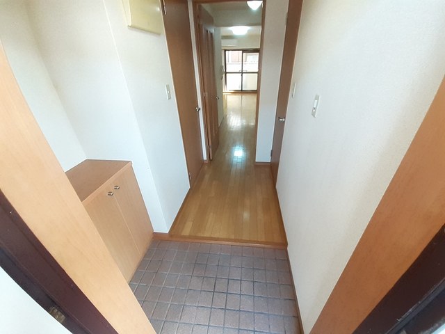 セイバリー尼崎 玄関