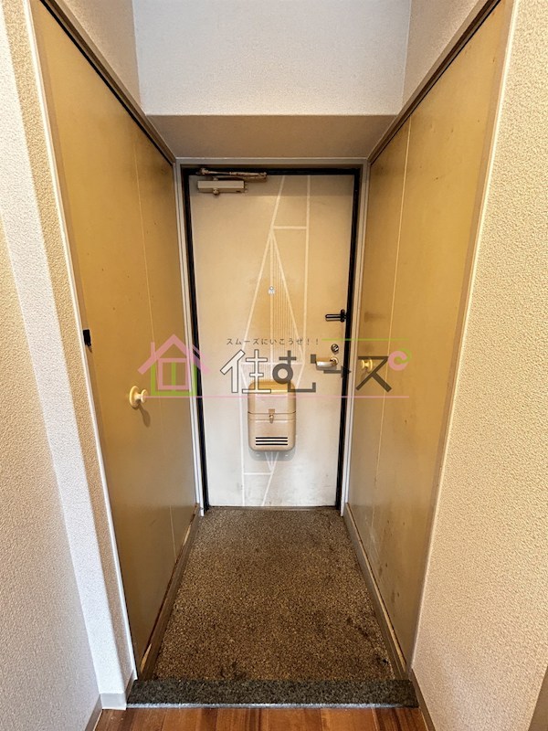 イトーピア高津 玄関