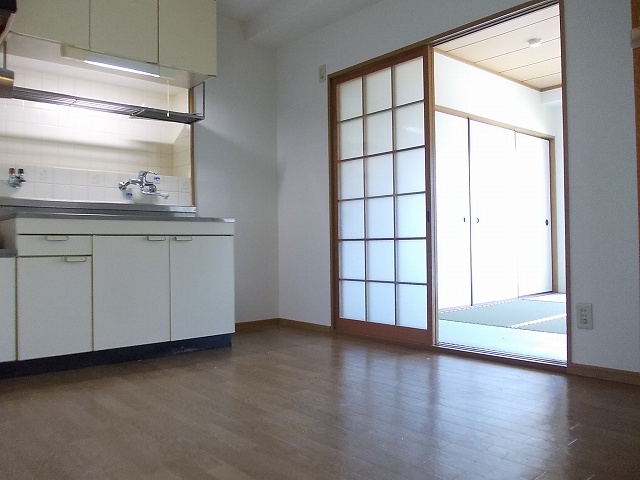 ＣＡＳＡ戎町 リビング