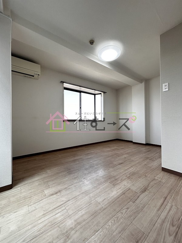 グランドハイツ万代東 ベッドルーム