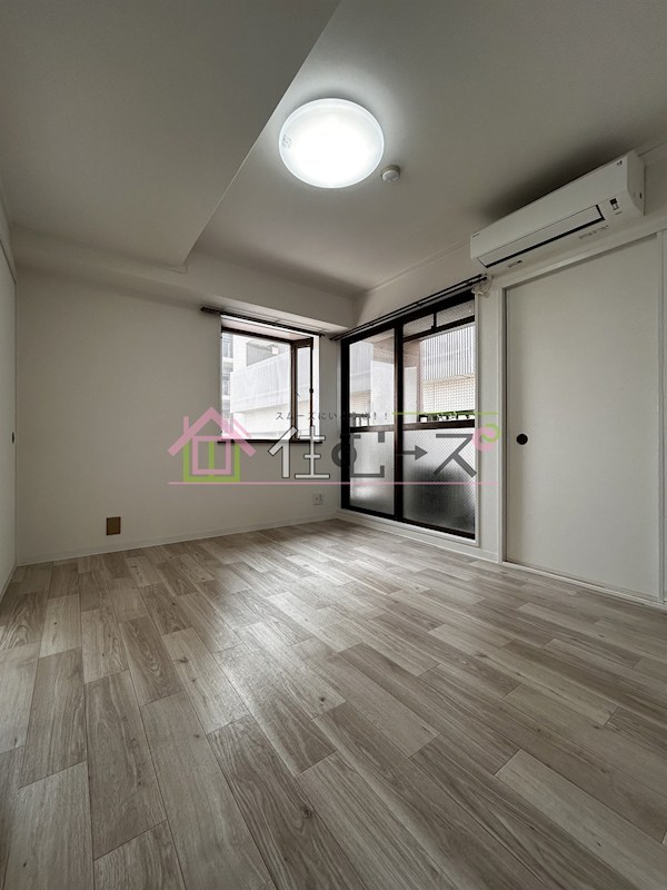 グランドハイツ万代東 ベッドルーム