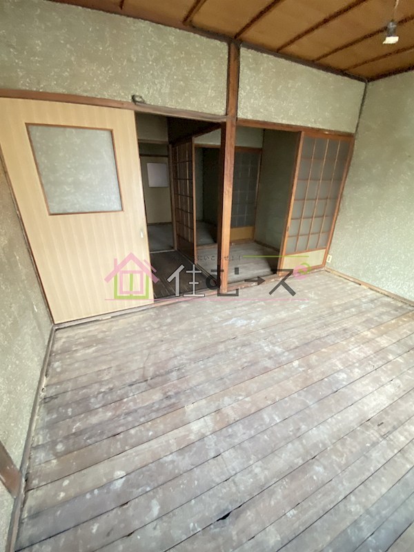 瓜破西2丁目店舗付住宅 リビング