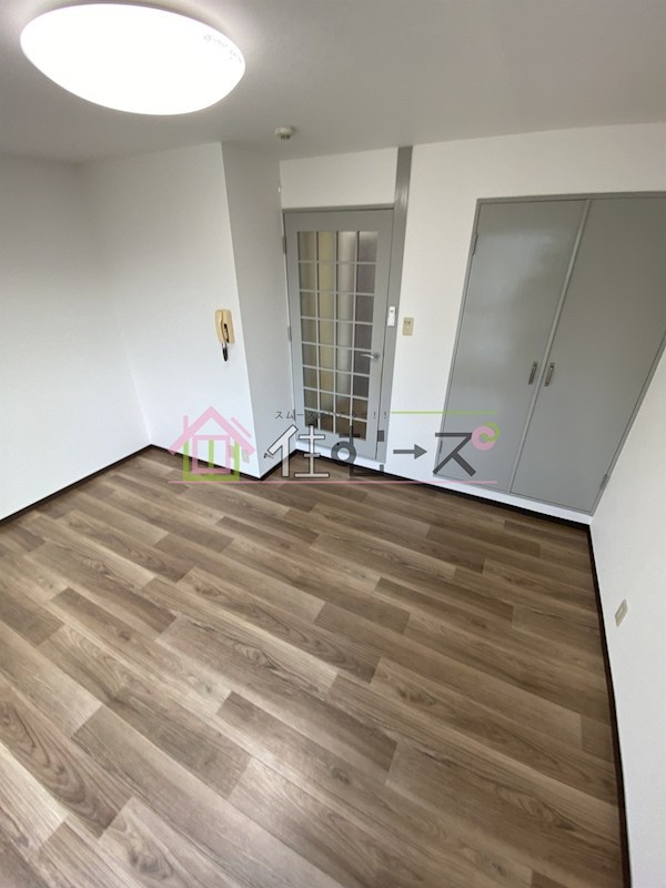 ホワイトハウス平野 リビング