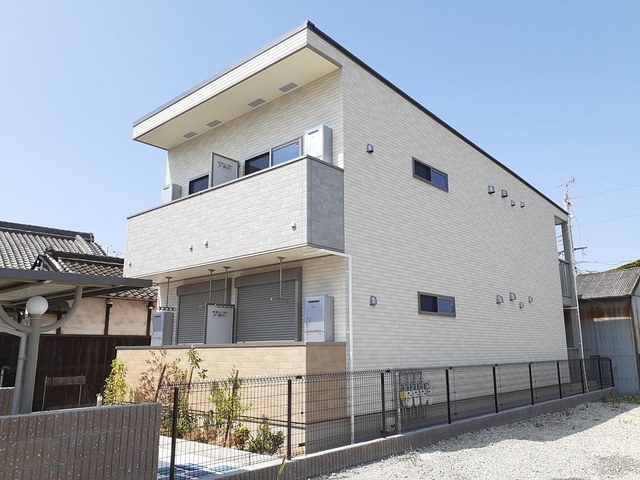 ケイローン 外観