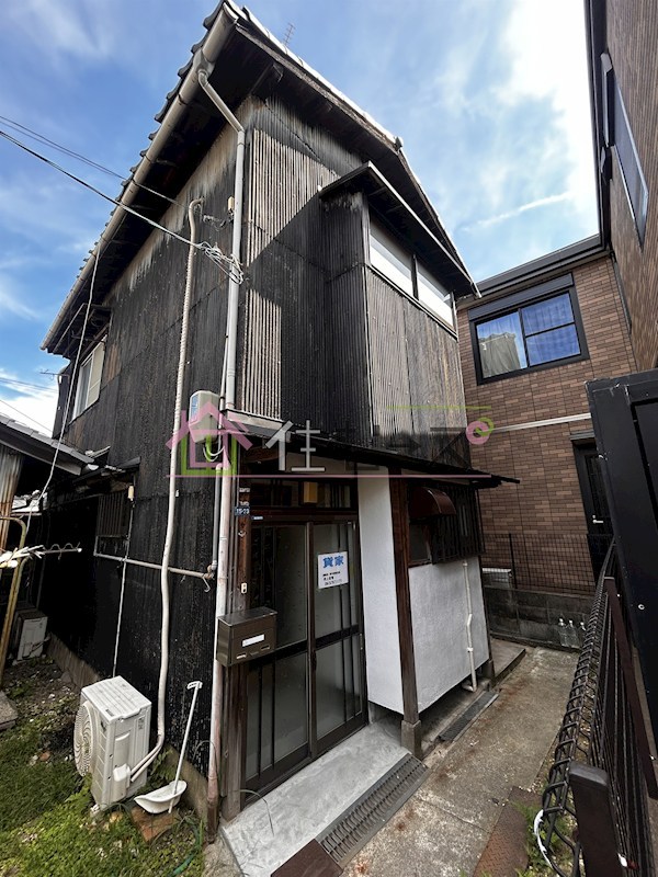 鷹合4丁目2階建貸家 外観