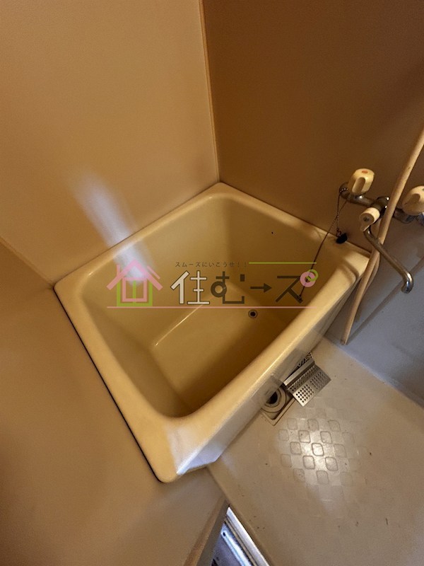 鷹合4丁目2階建貸家 風呂画像