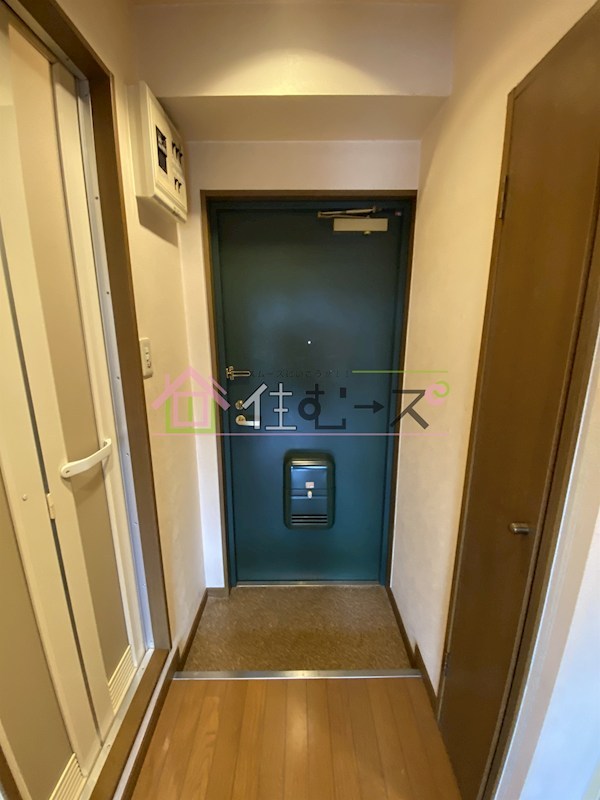 ステイトリー川口屋 玄関