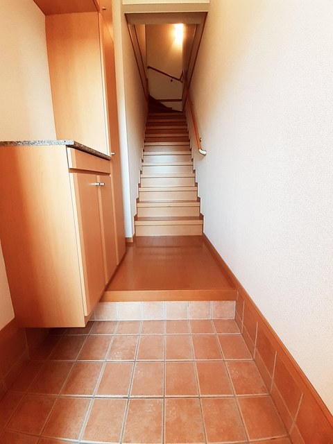 ビューボナーレ 玄関
