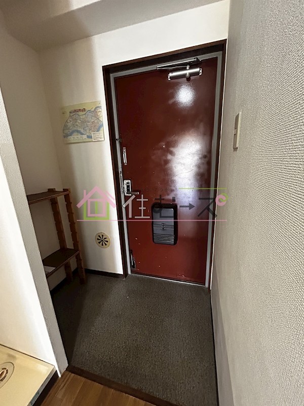 サンコーポウエノ 玄関