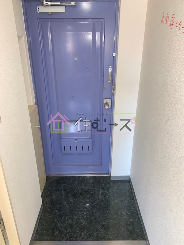 リージェントハイム 玄関