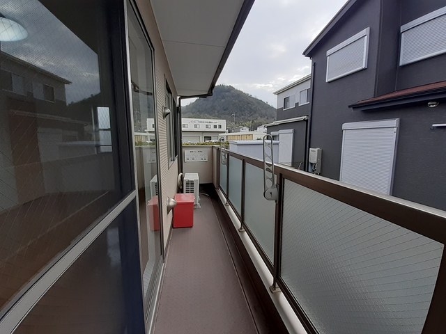ソレアード上山口 ベランダ
