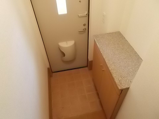 ヴィオラ 玄関