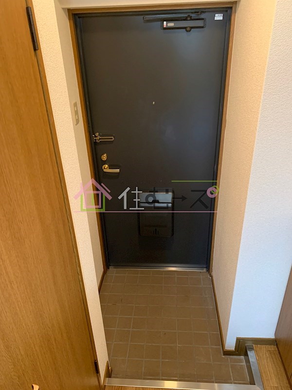 ノルデンハイム東三国ⅢB棟 玄関