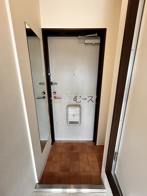 マンションスムス 玄関
