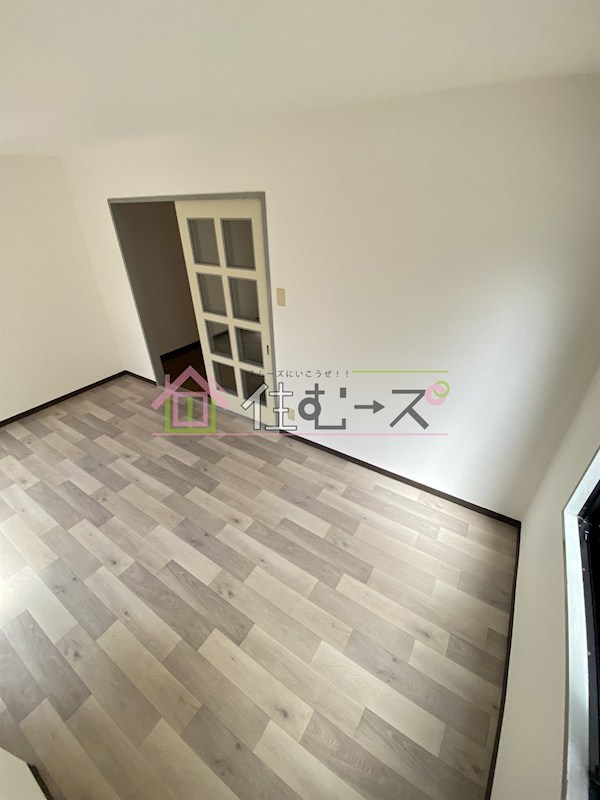 ライフハイツ中宮 リビング
