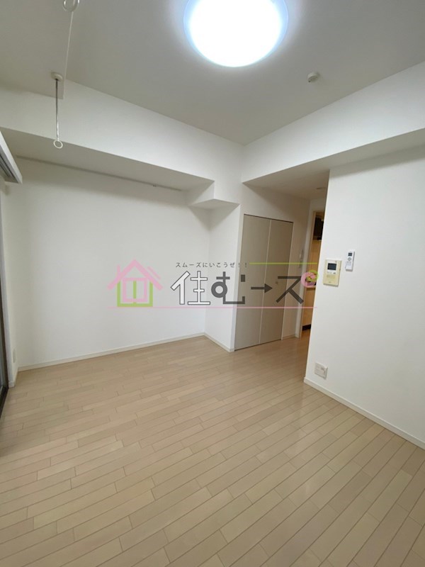 レジディア谷町 リビング