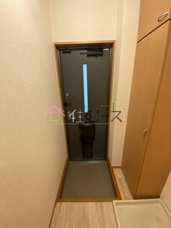 テイク・フィールド 玄関