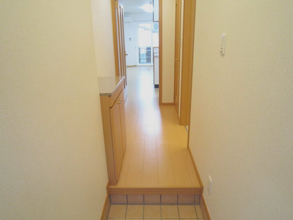プラッツ　くみのき 玄関