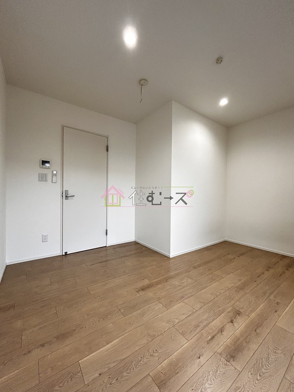 バズグロウ小路 リビング