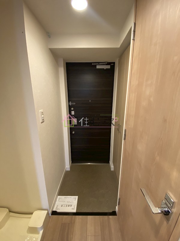 プレミアムコート阿波座WEST 玄関