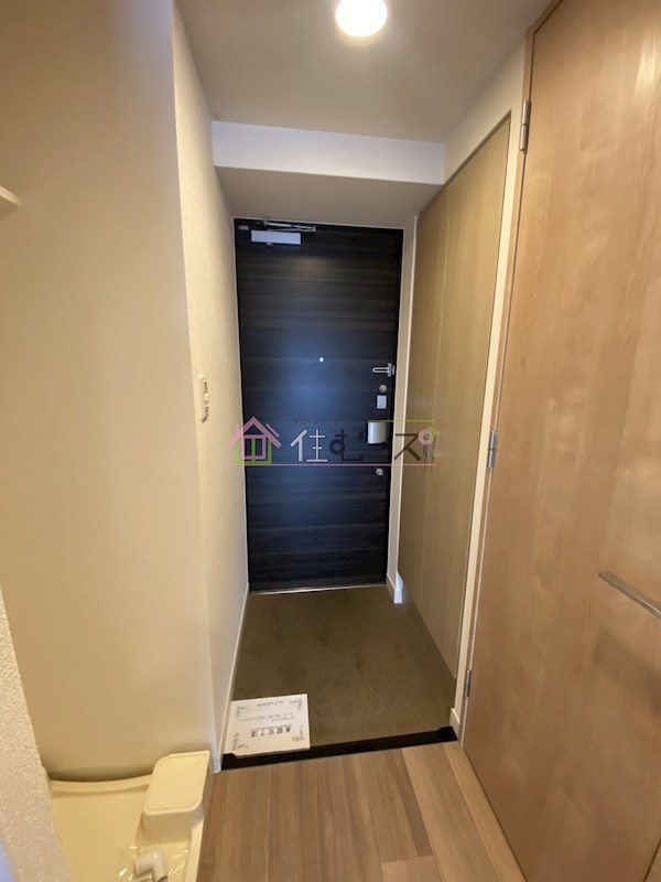 プレミアムコート阿波座WEST 玄関