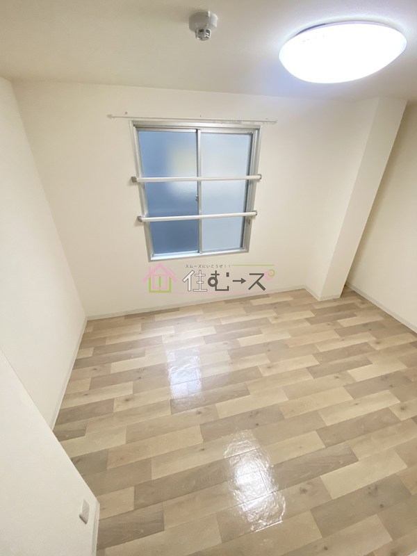 レガーレ谷町 ベッドルーム