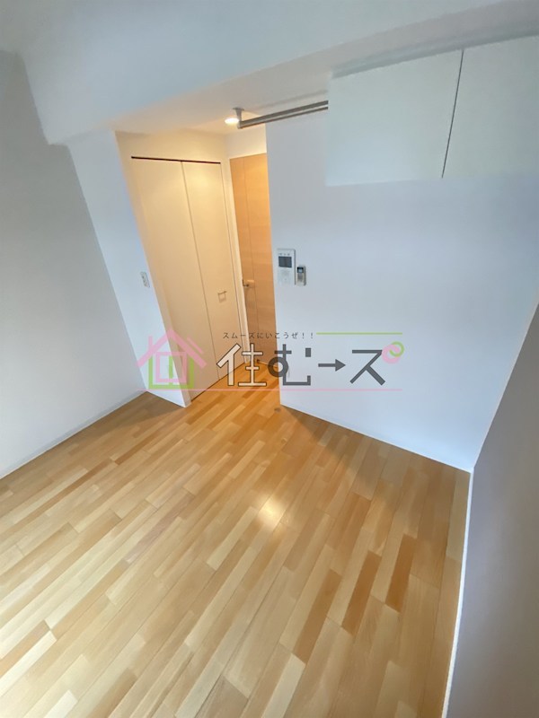 セレニテ上町台 リビング
