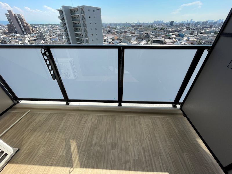 M.R Residence ベランダ