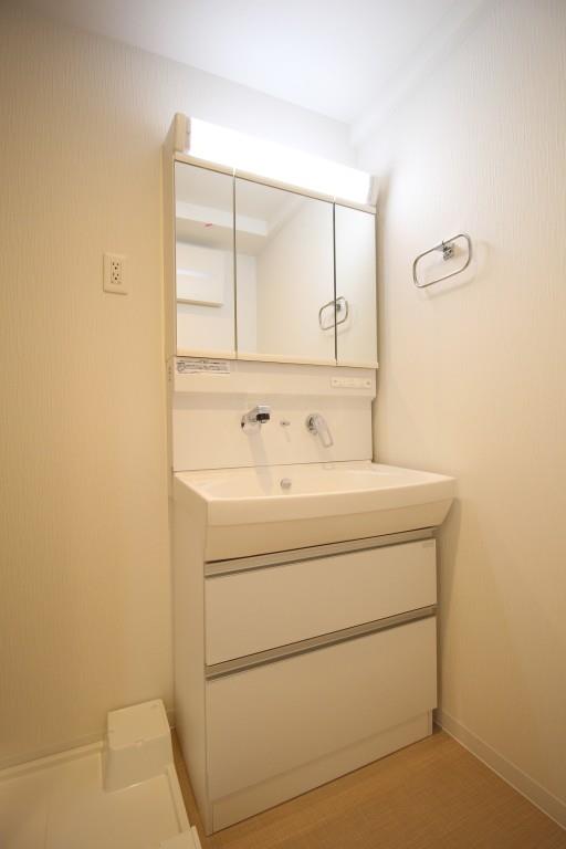 ショウエイ靱 風呂画像