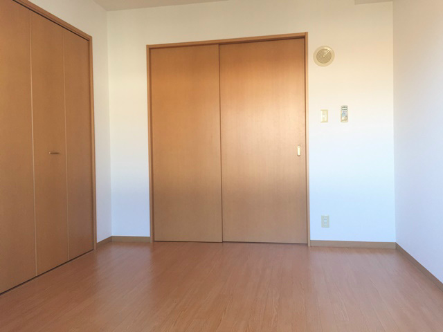 メゾンアズール ベッドルーム