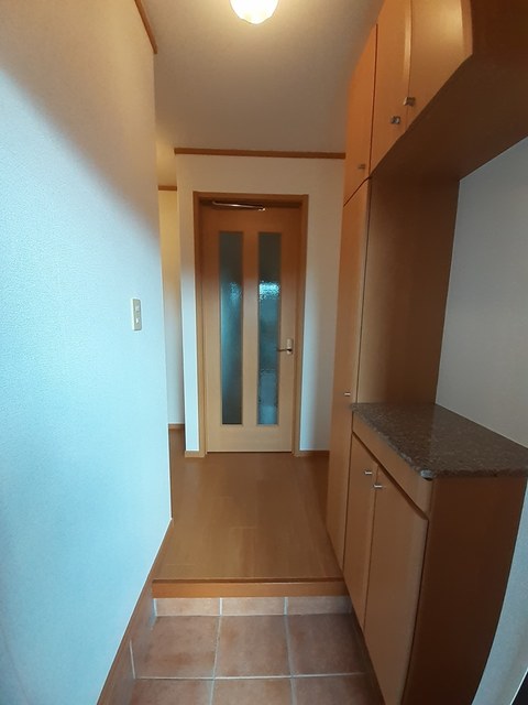 ピースコート 玄関
